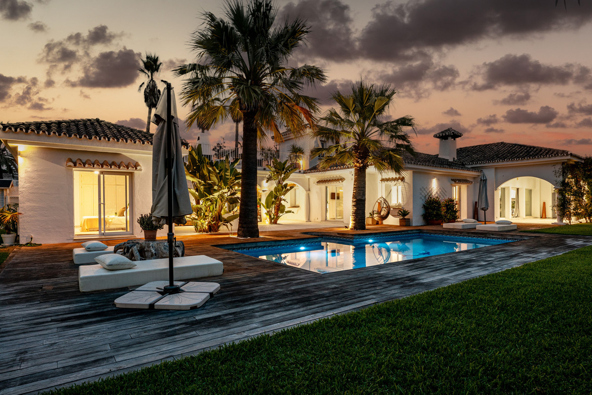 Villa te koop in Carib Playa R4459357