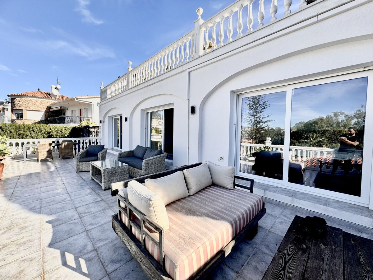 7 Bedroom Detached Villa For Sale Torreblanca