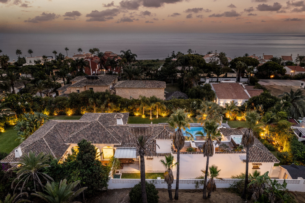 Villa te koop in Carib Playa R4459357