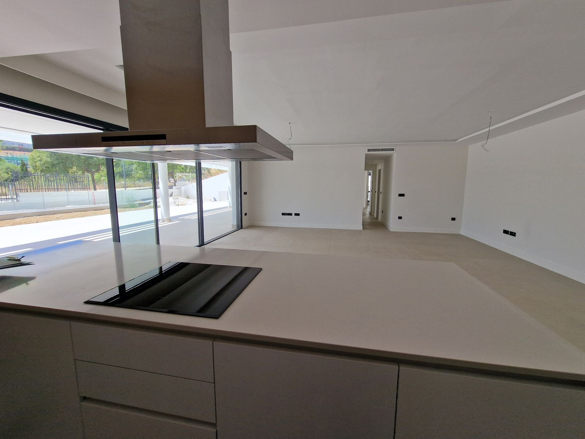 Appartement te koop in Estepona R4403401