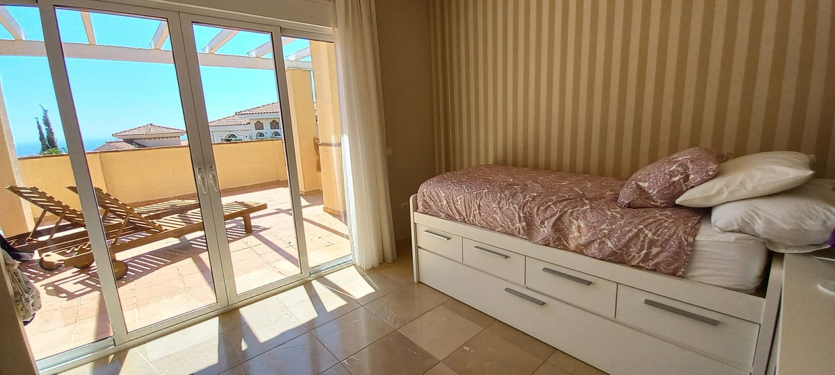 Villa te koop in Riviera del Sol R3856288