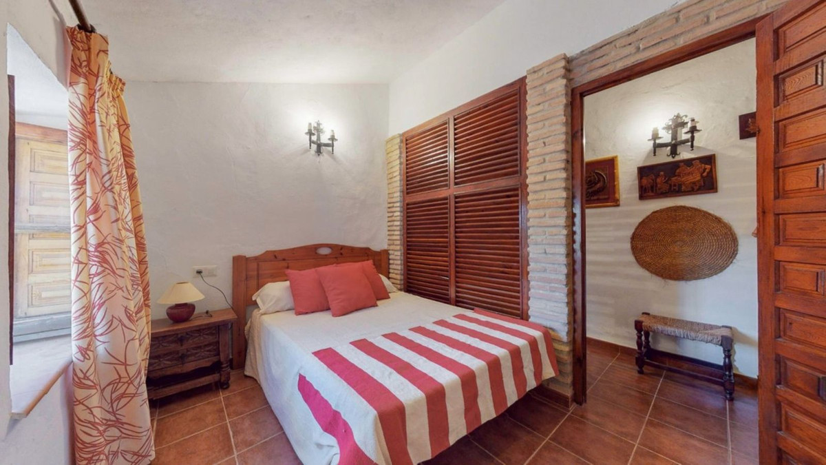 Villa con 6 Dormitorios en Venta El Cortijuelo
