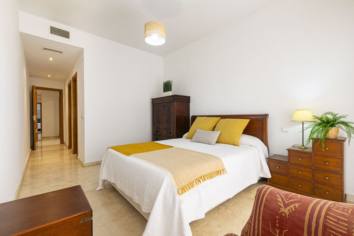 4 Dormitorio Planta Media Apartamento En Venta Marbella