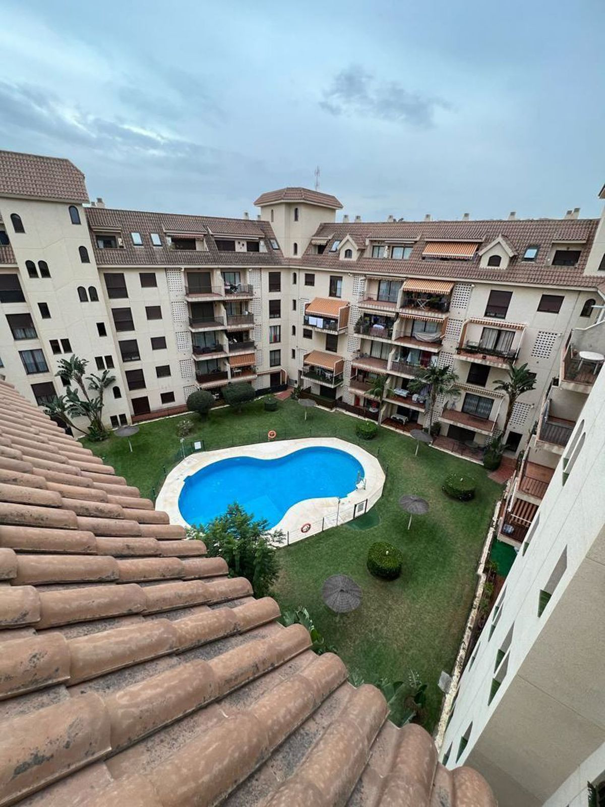Apartment Penthouse in San Luis de Sabinillas, Costa del Sol
