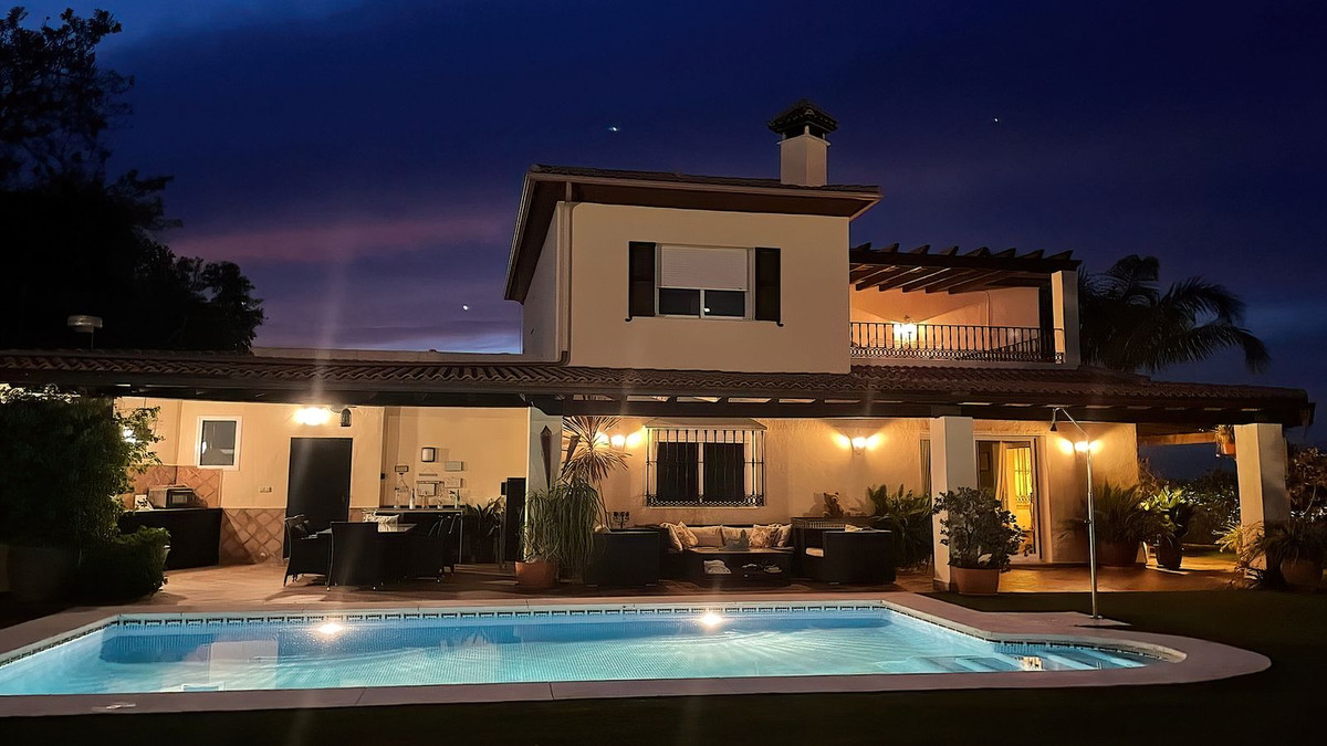8 Bedroom Finca Villa For Sale Monda