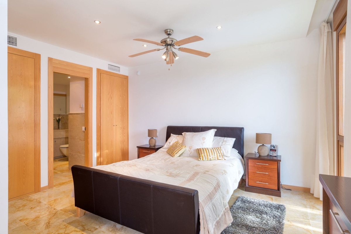 Appartement te koop in Altos de los Monteros R4458706