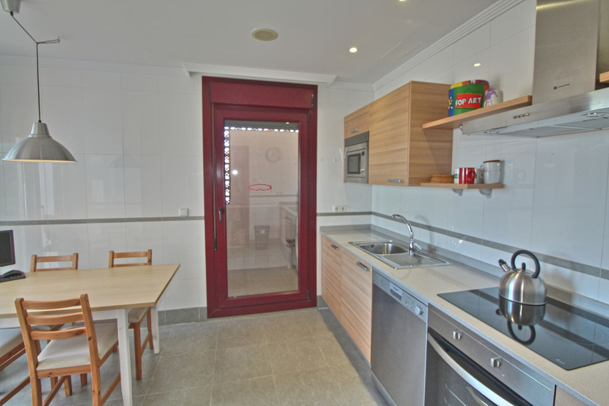 Appartement te koop in Casares Playa R4428859