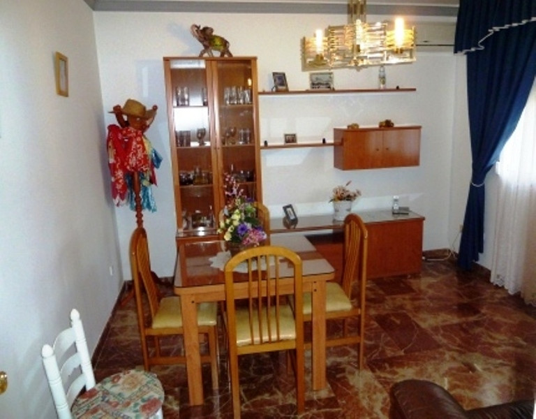 Villa te koop in Alhaurín de la Torre R1987700