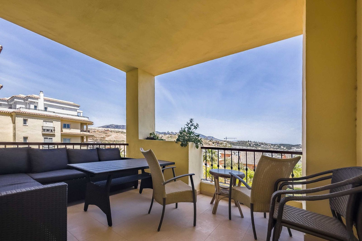 Apartment Middle Floor in La Cala, Costa del Sol
