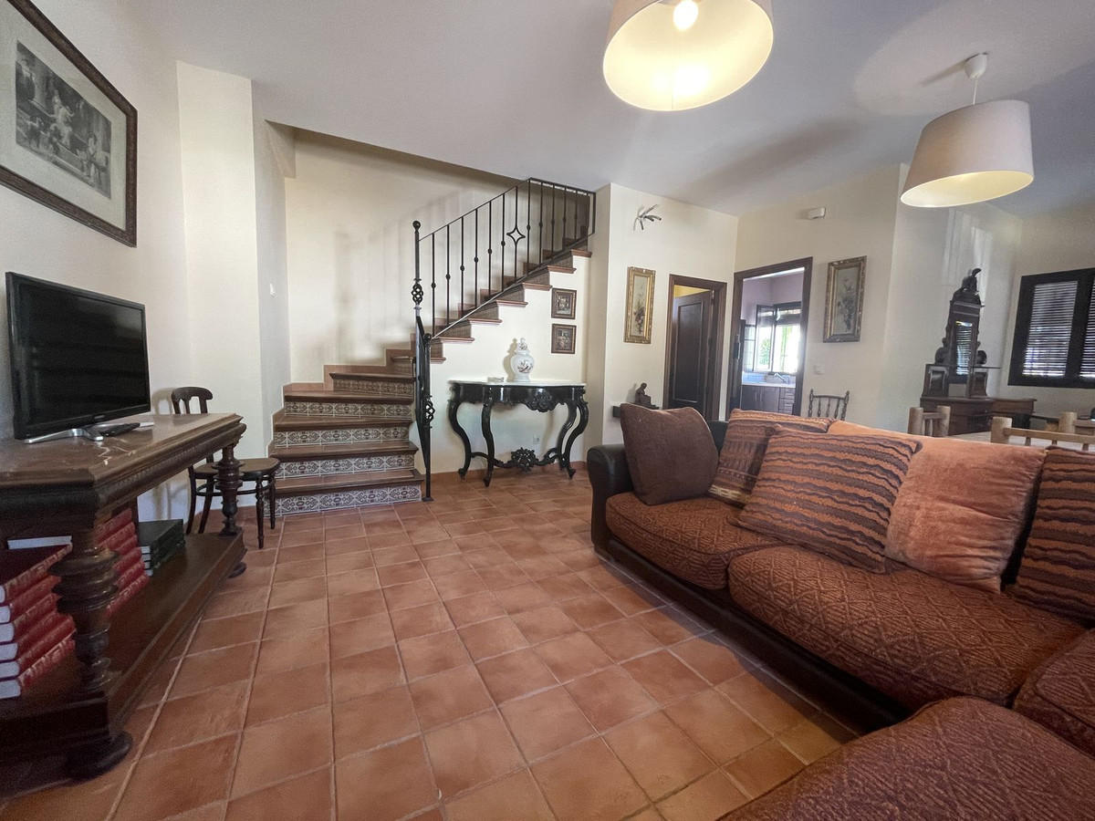 Villa te koop in Ronda R4425877