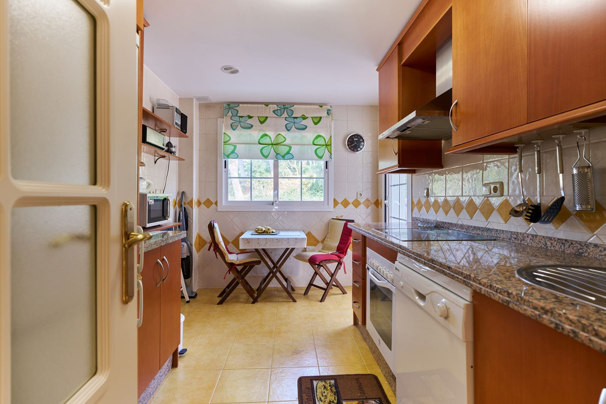 Appartement te koop in Río Real R4362439