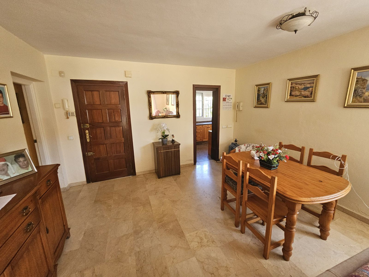 Villa te koop in Calahonda R4648006