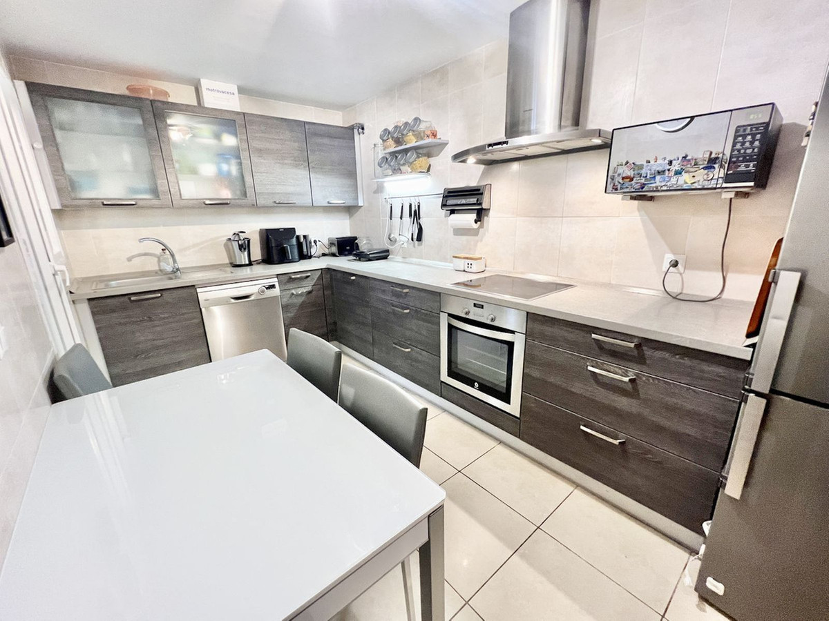 Appartement te koop in La Campana R4399432
