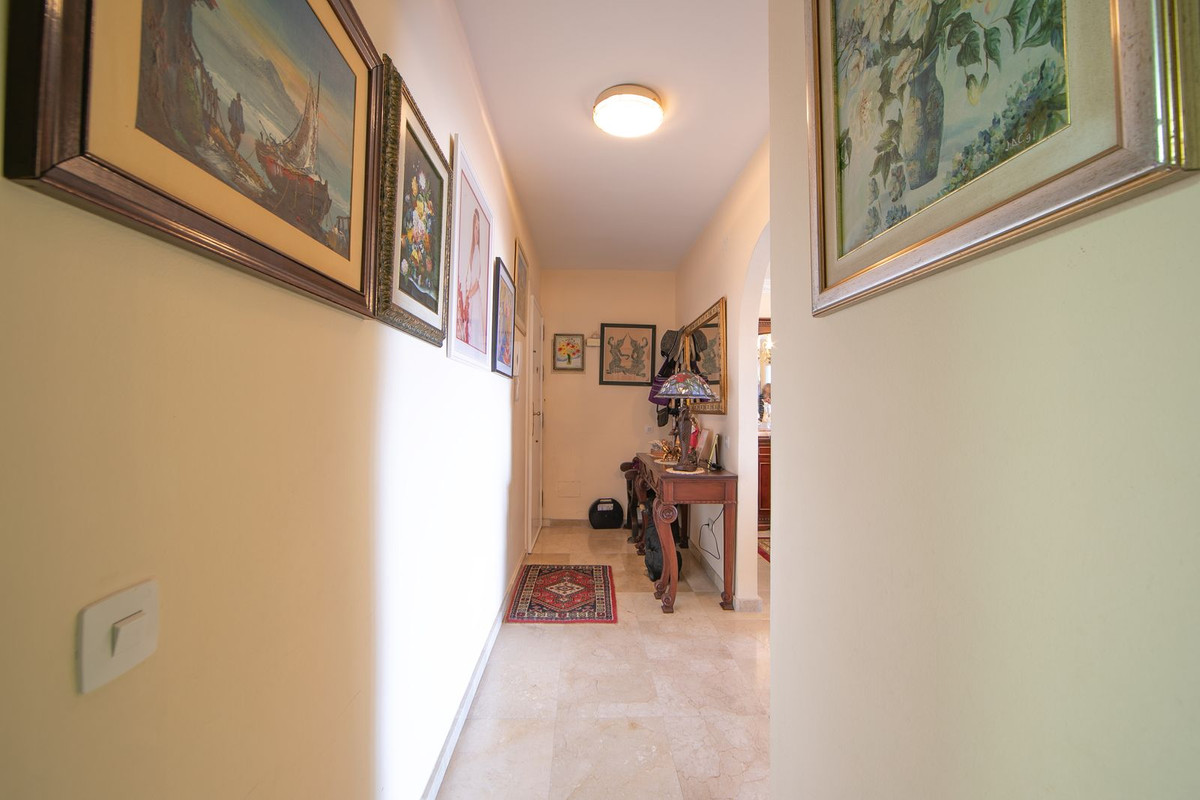 Appartement te koop in Nueva Andalucía R4459291