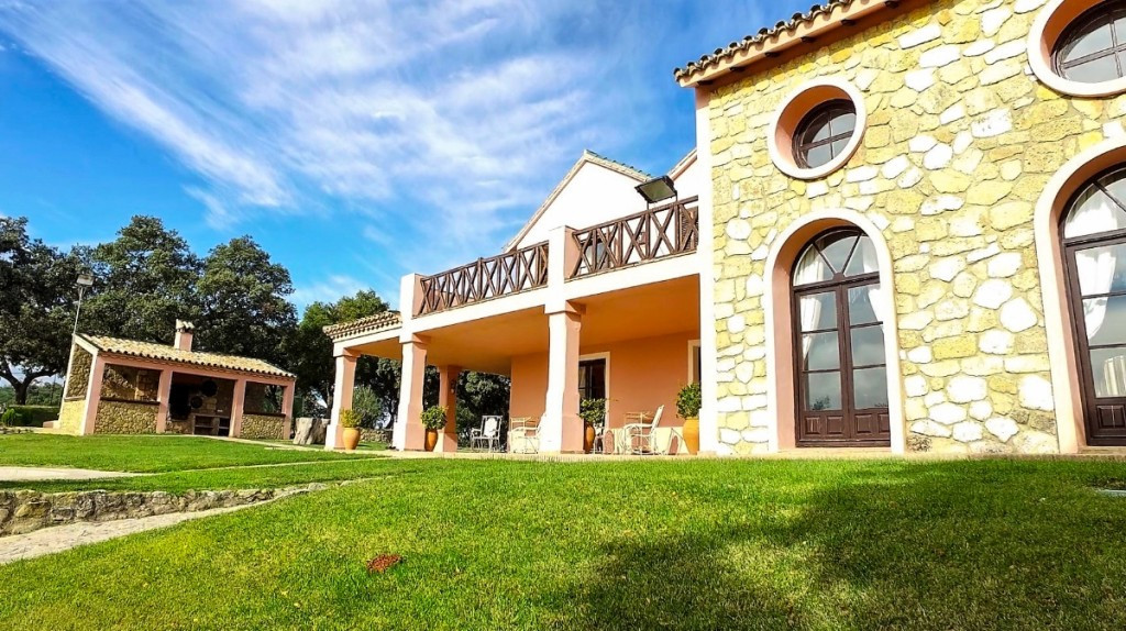 Villa te koop in Ronda R2837321