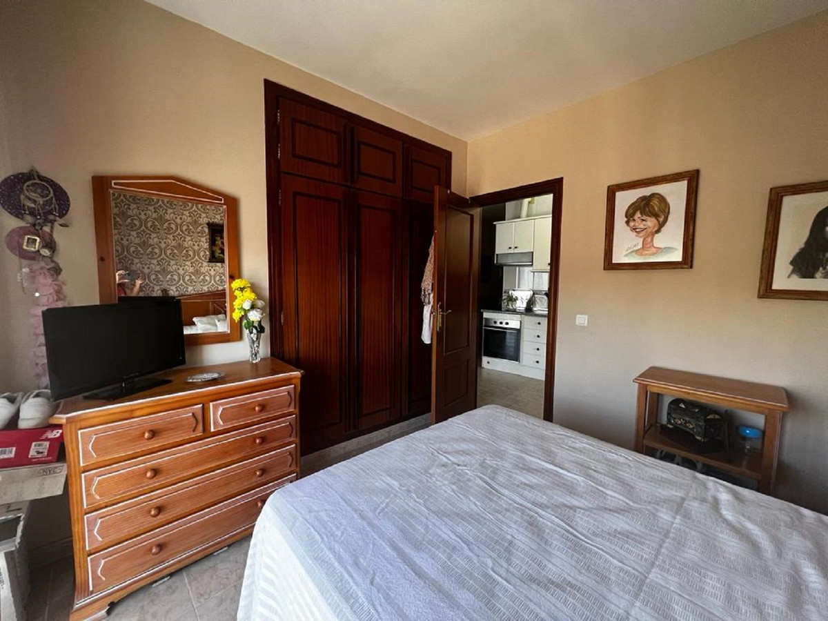 Apartment Middle Floor in La Cala de Mijas, Costa del Sol
