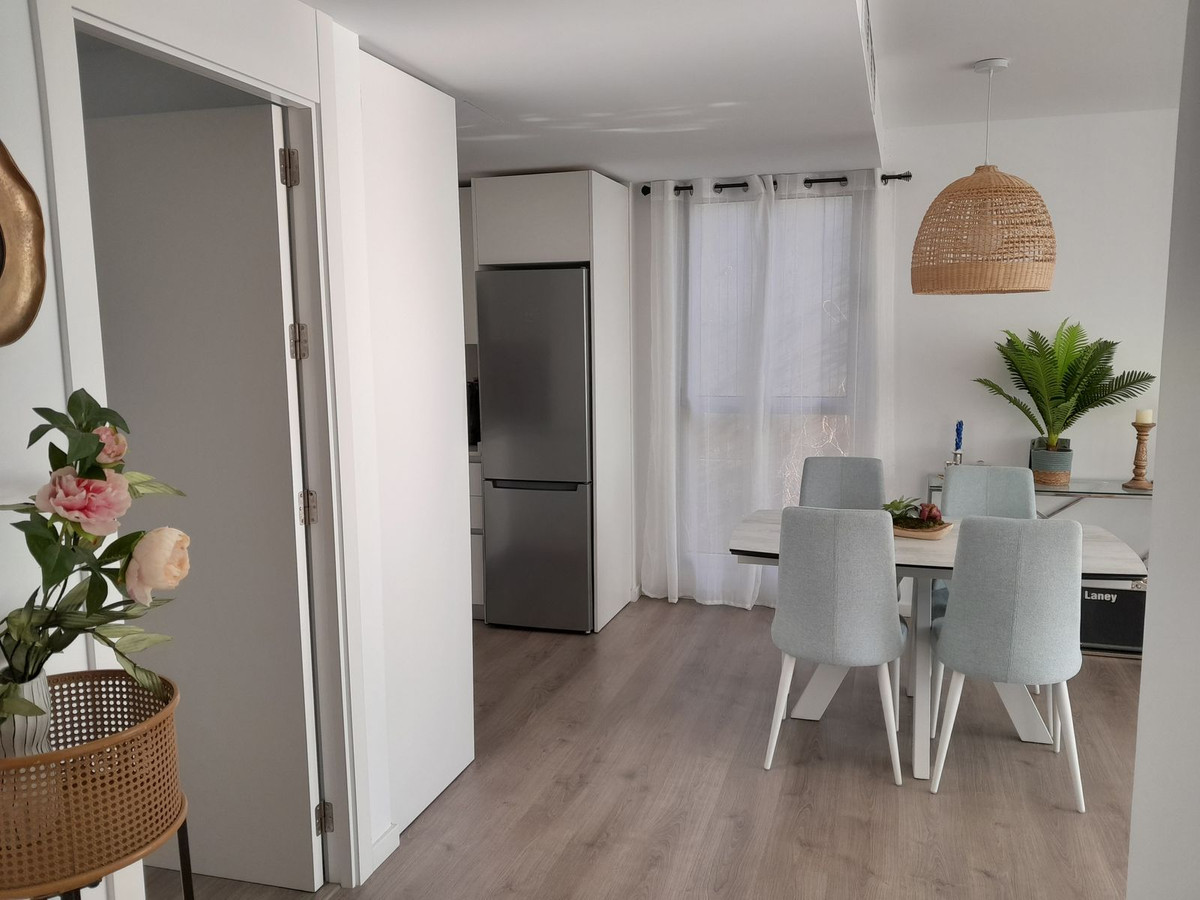 Appartement te koop in Estepona R4640518