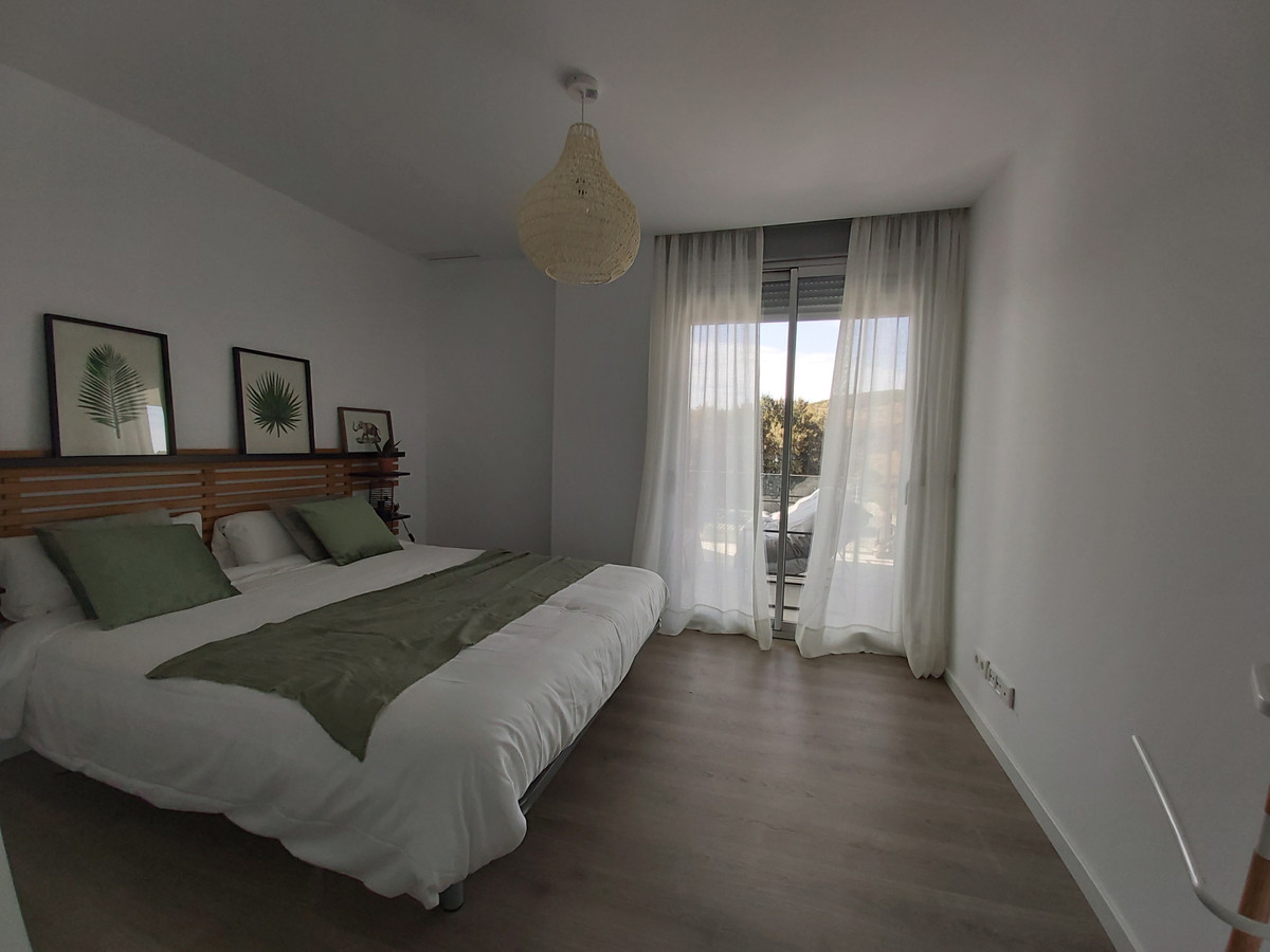 Appartement te koop in Estepona R3762061