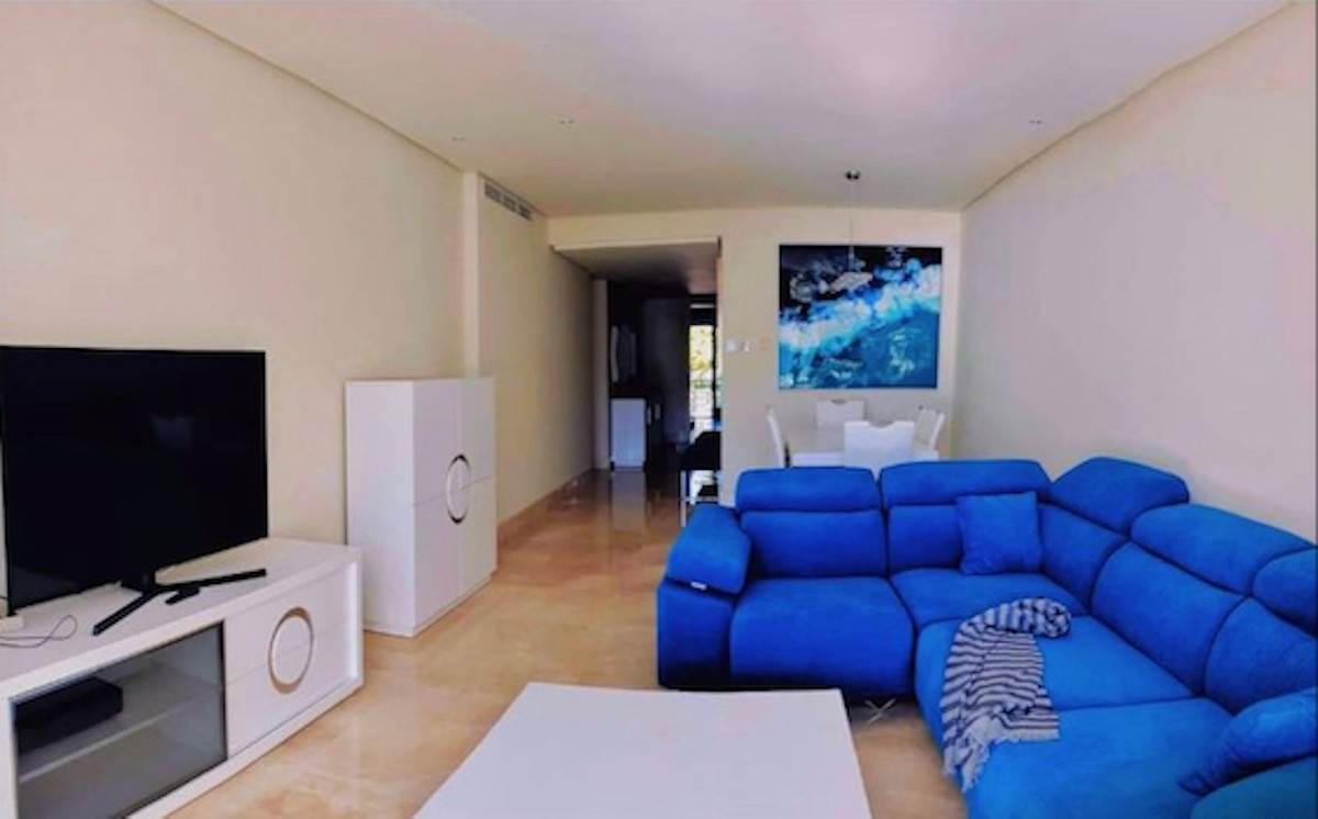 Appartement te koop in Estepona R4568854