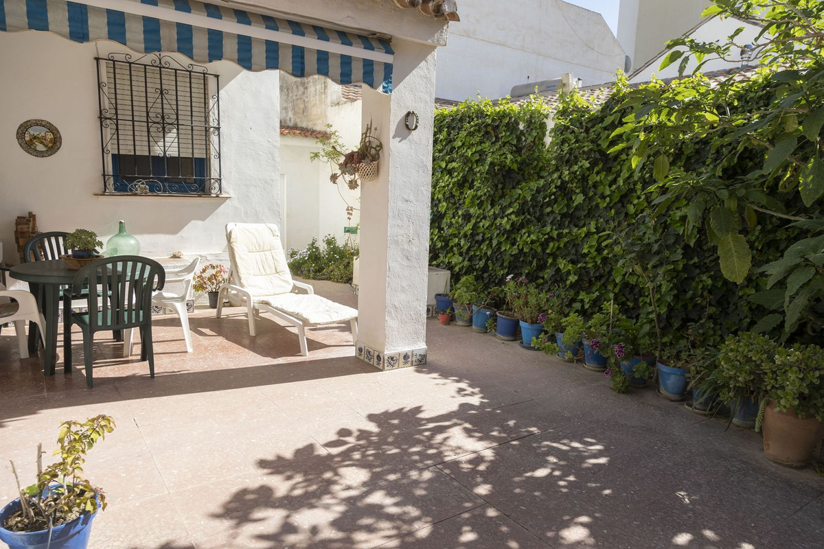 4 Bedroom Detached Villa For Sale Fuengirola, Costa del Sol - HP4360669