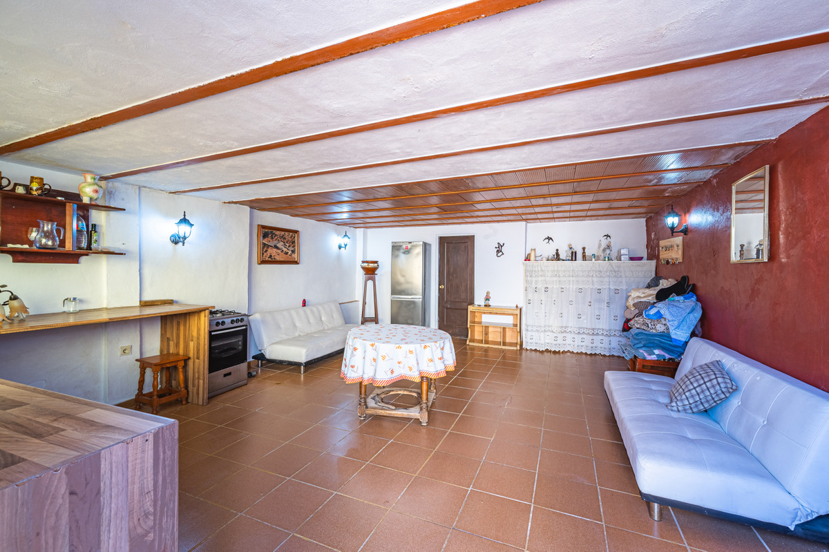 Villa con 12 Dormitorios en Venta Alhaurín el Grande