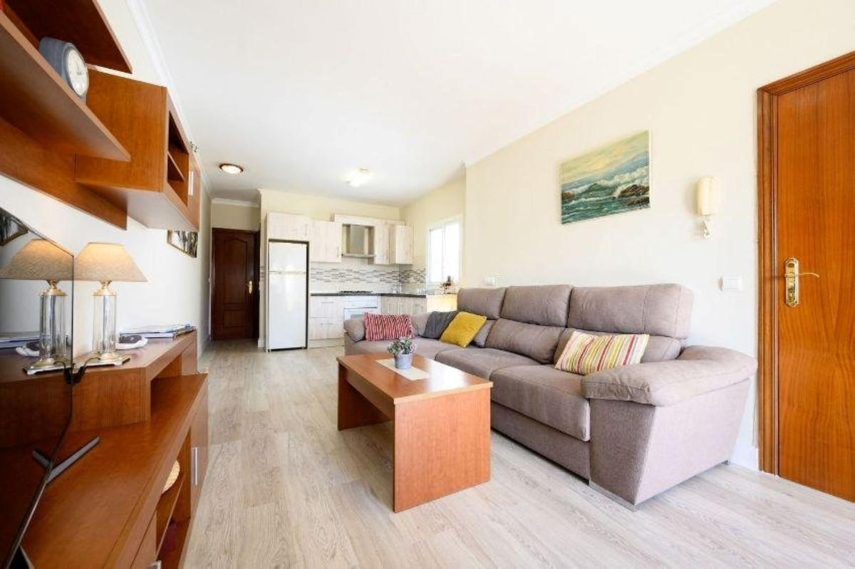 1 Bedroom Penthouse For Sale Fuengirola, Costa del Sol - HP4688755