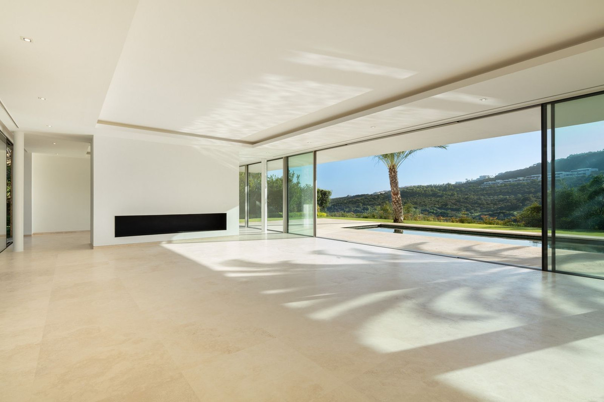Villa in Casares, Costa del Sol, Málaga on Costa del Sol For Sale
