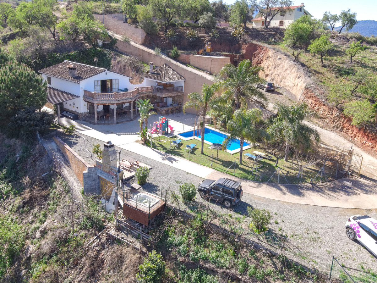 Country Finca with PANORAMIC Views
