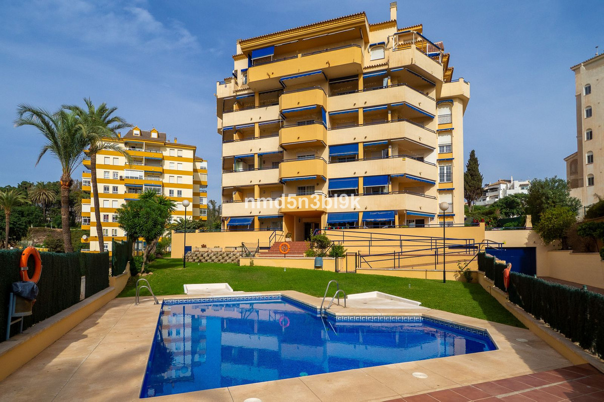 "FABULOUS HOUSE WITH FRONT SEA VIEWS IN BENALMADENA.

Magnificent south-facing apartment on the, Spain