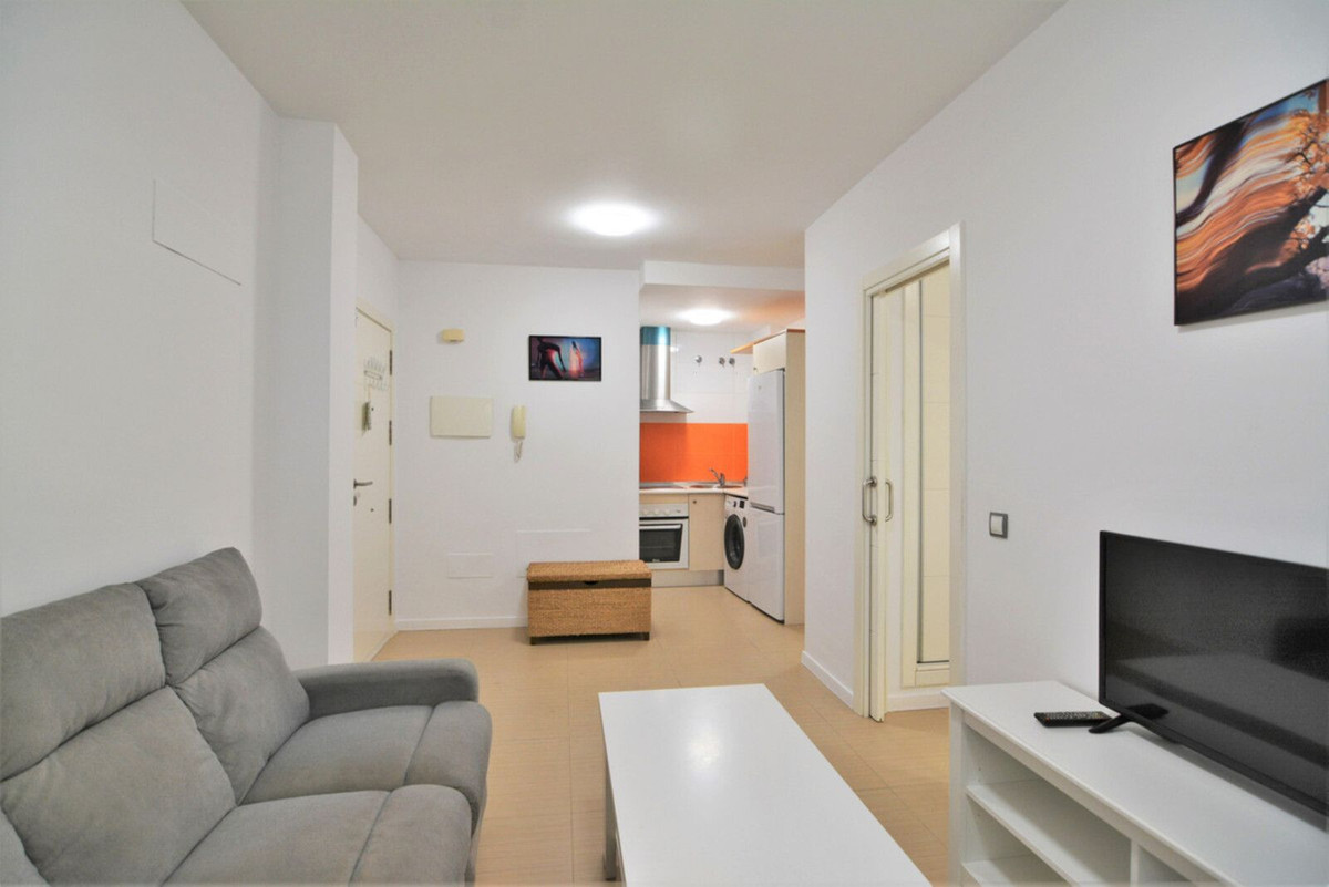 1 Bedroom Middle Floor Apartment For Sale Las Lagunas, Costa del Sol - HP4072501