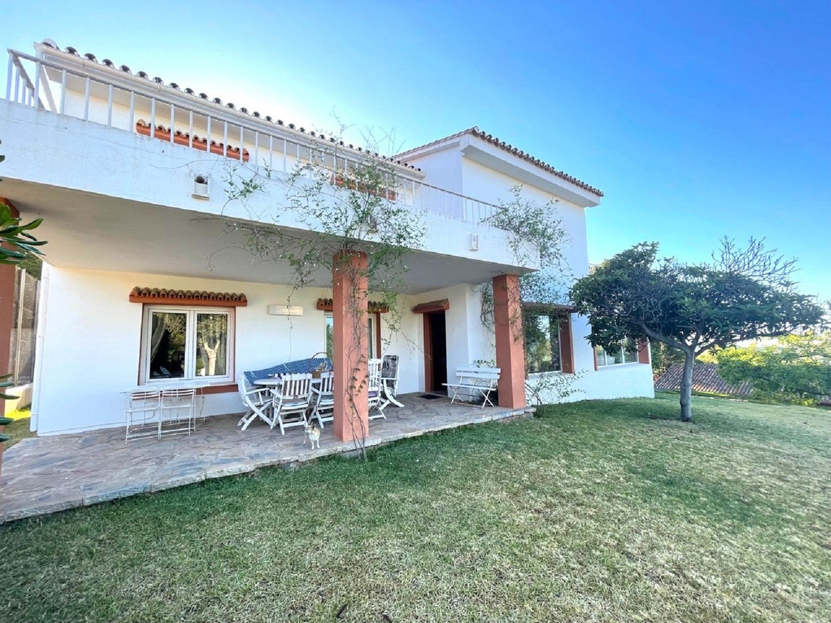 ***Estate located next to the future golf course and luxury residential area of ??Olivar-Las Rozas, , Spain