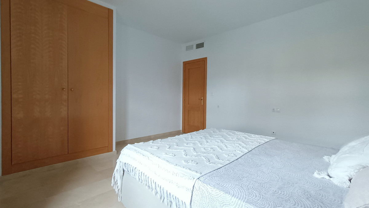 4 bedroom Townhouse For Sale in Guadalmina Alta, Málaga - thumb 28