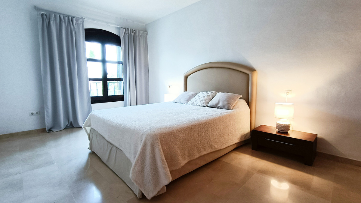 4 bedroom Townhouse For Sale in Guadalmina Alta, Málaga - thumb 30