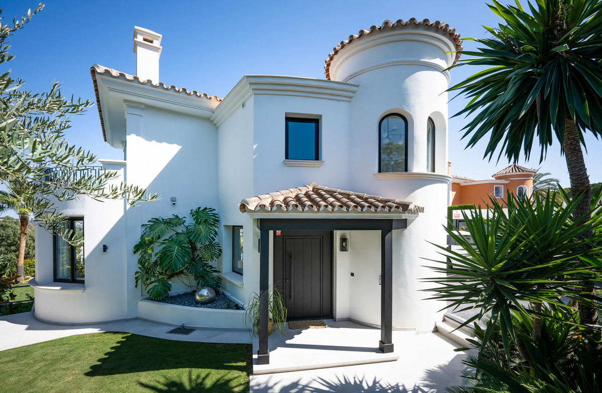 Vrijstaande Villa te koop in La Quinta R4278745