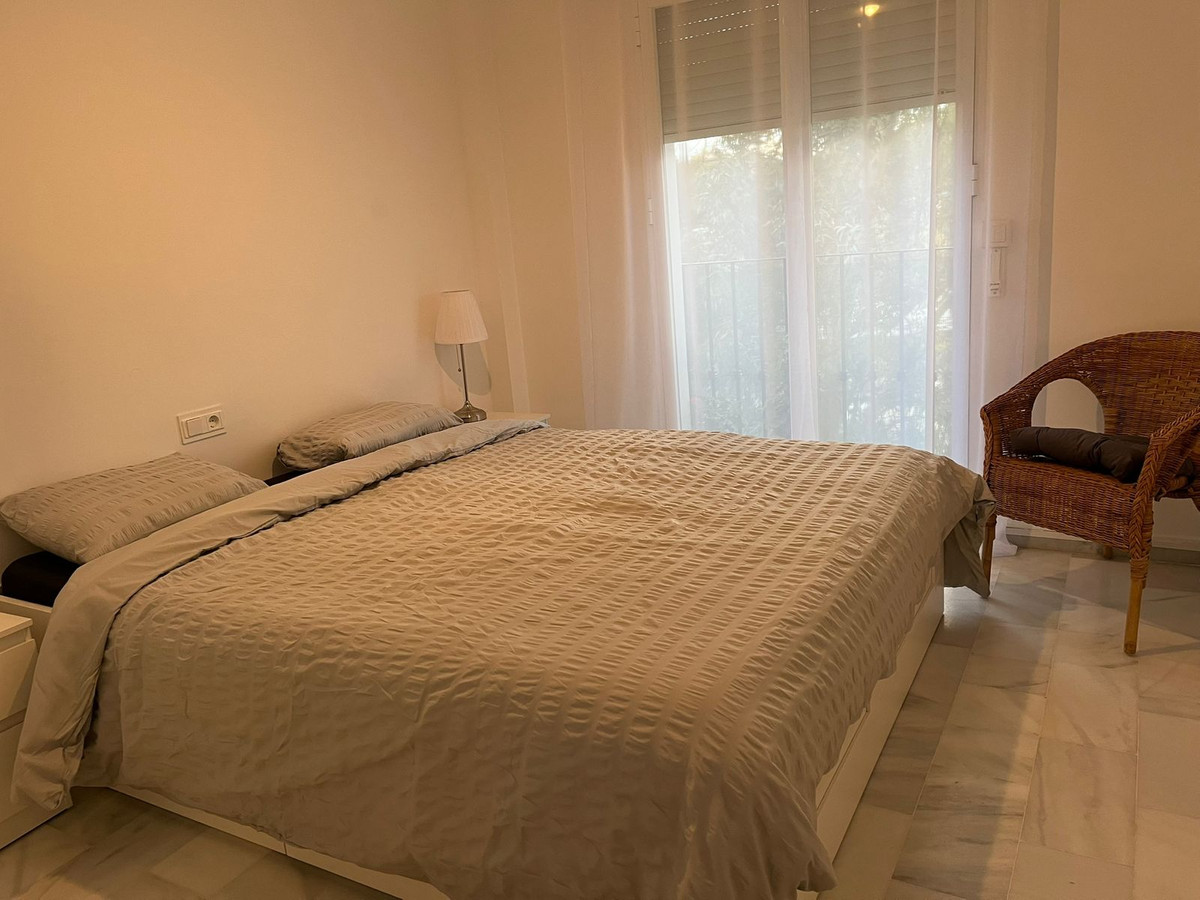3 Bedroom Apartment For Sale, Guadalmina Baja