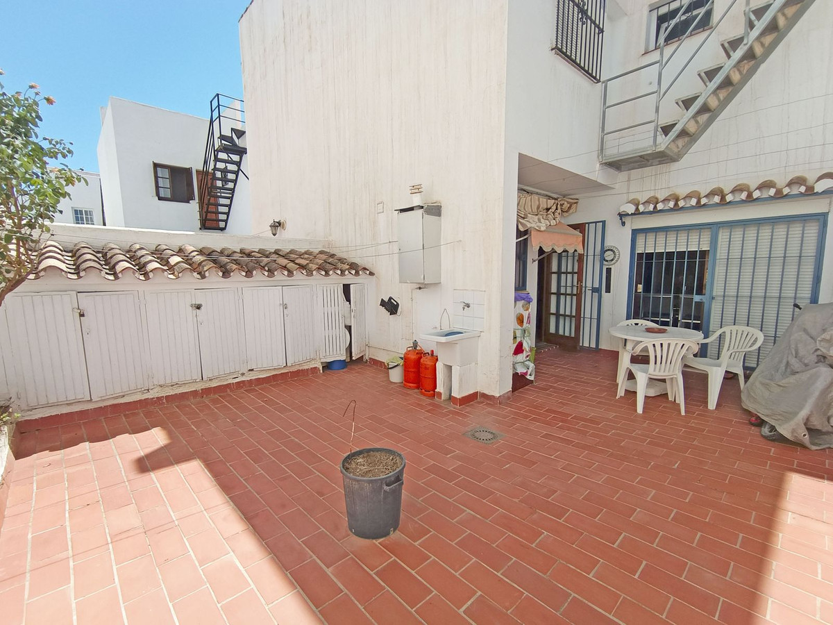 3 bedroom Townhouse For Sale in La Cala de Mijas, Málaga - thumb 20
