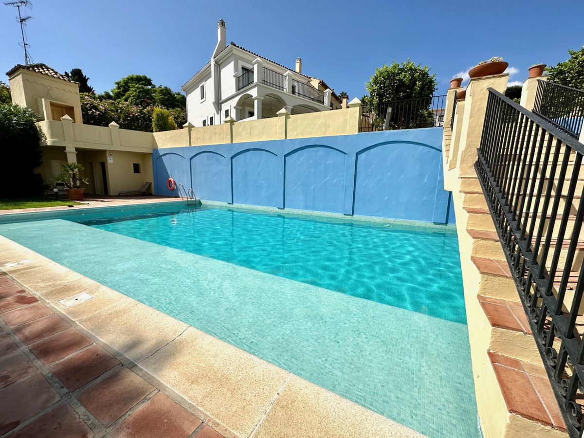 Semi-Detached House for sale in The Golden Mile, Costa del Sol