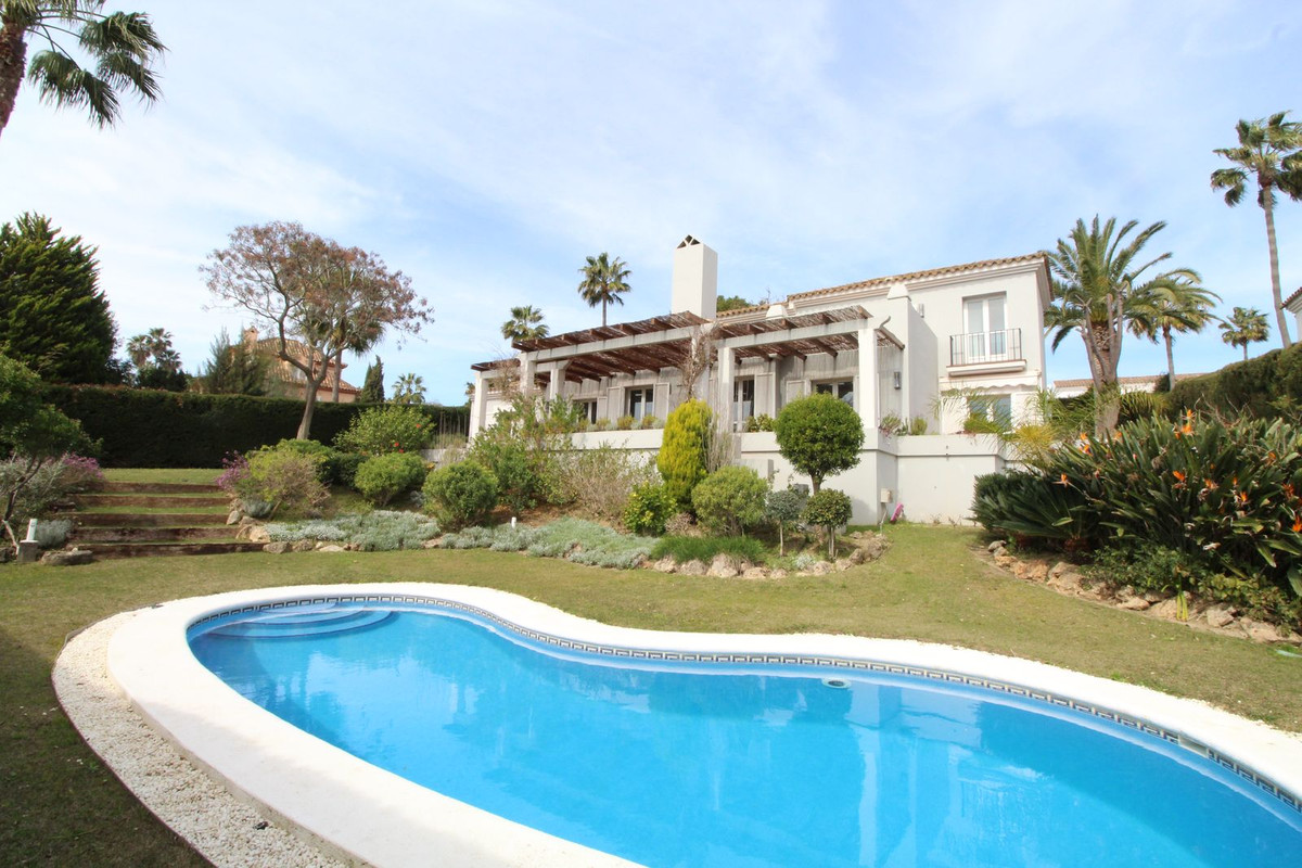 3 Bedroom Detached Villa For Sale Sotogrande Alto, Costa del Sol - HP4273030