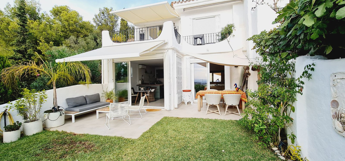 2 Bedroom Townhouse For Sale Marbella, Costa del Sol - HP4454224