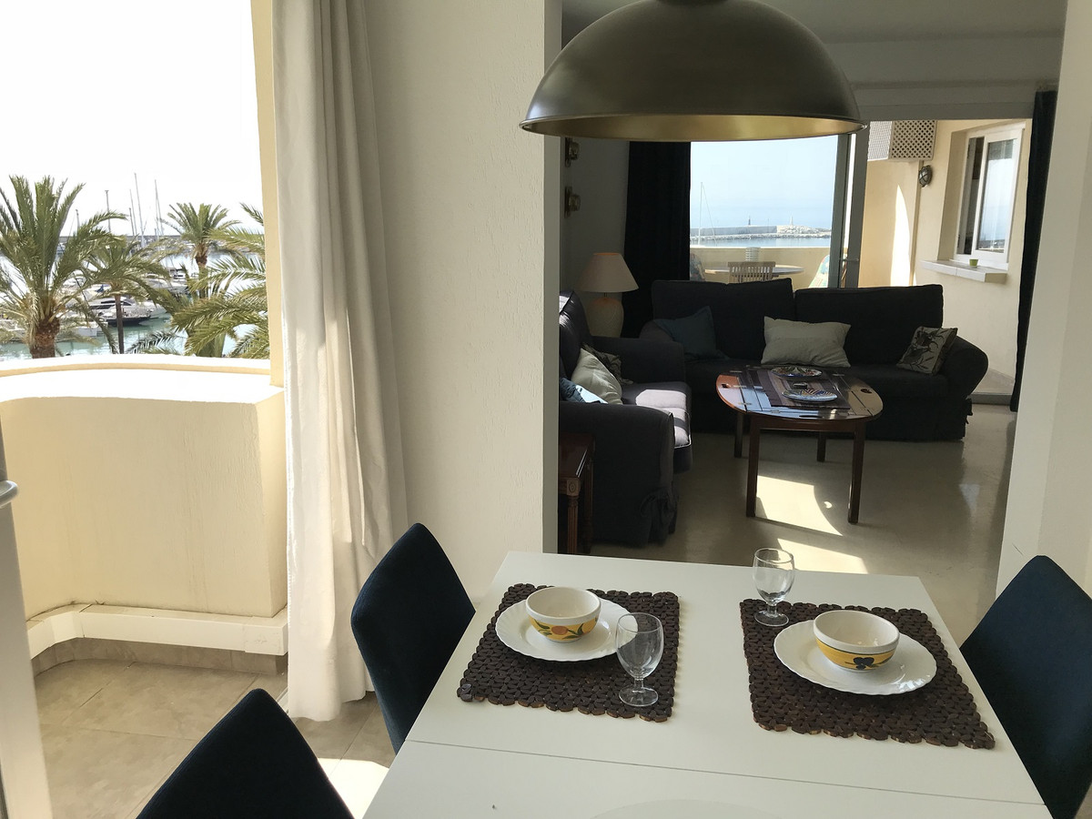 						Apartment  Middle Floor
																					for rent
																			 in Estepona
					