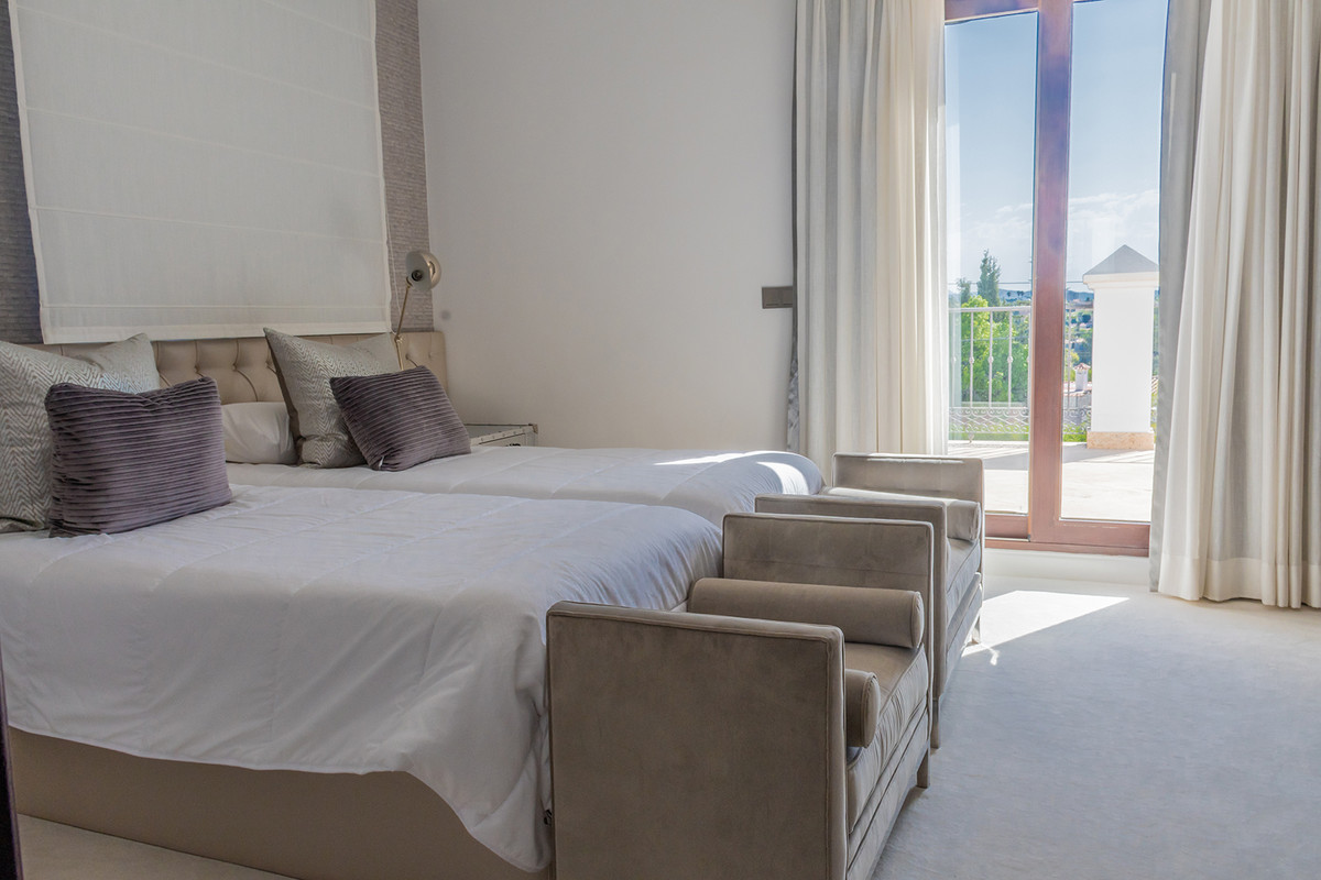 5 Schlafzimmer Freistehende Villa Zu Verkaufen Guadalmina Alta