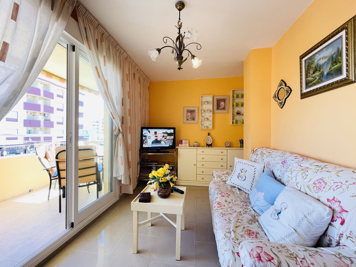 Apartamento con 2 Dormitorios en Venta San Luis de Sabinillas