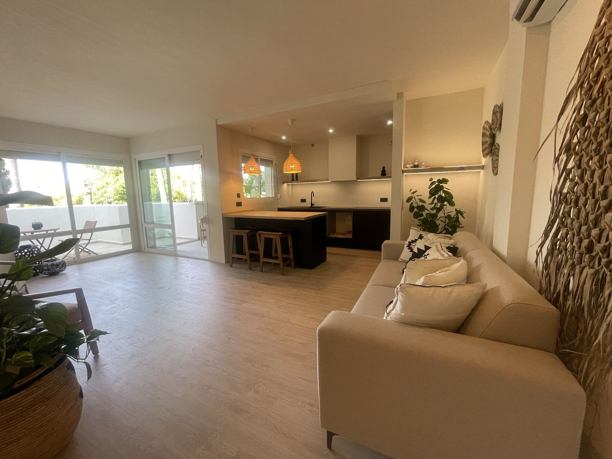 Ground Floor Apartment for sale in Reserva de Marbella, Costa del Sol