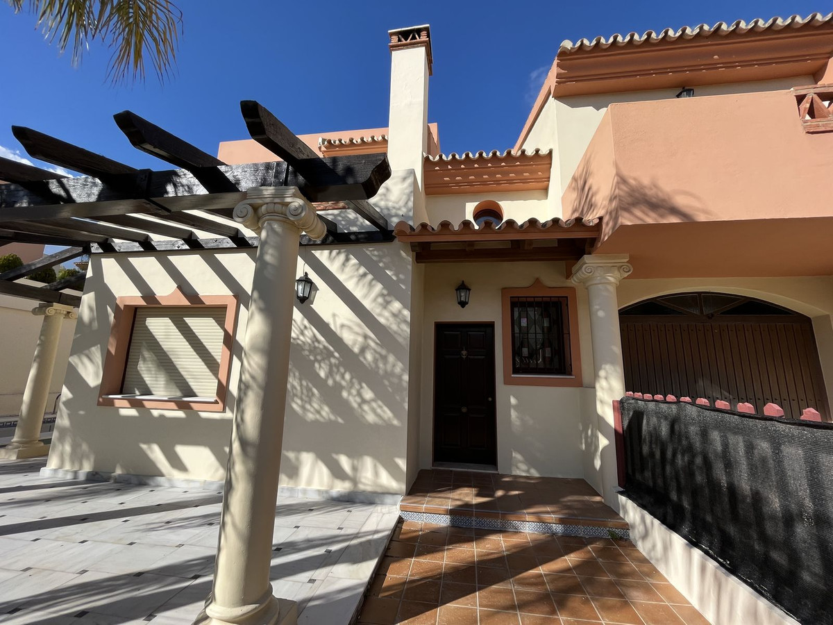 4 bedroom Townhouse For Sale in Coín, Málaga - thumb 37
