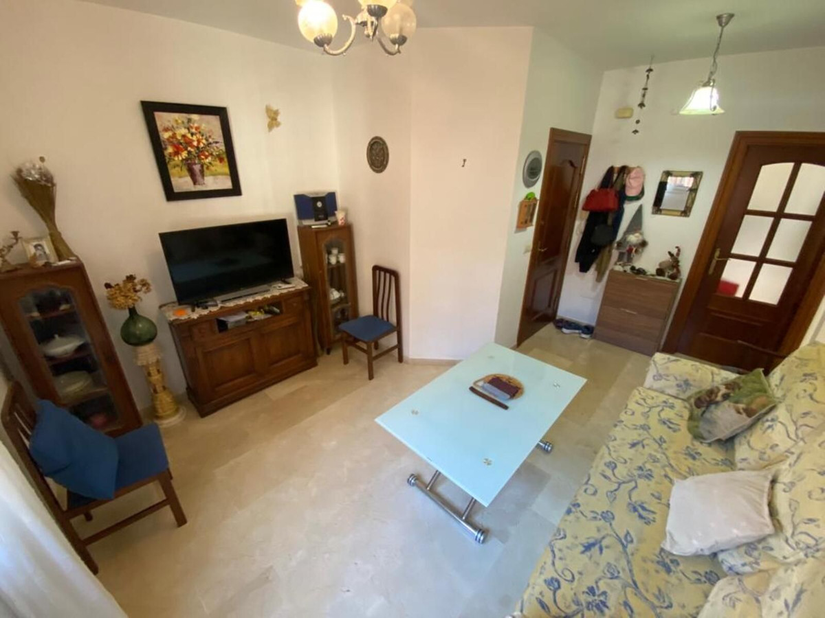 1 Bedroom Ground Floor Apartment For Sale Fuengirola