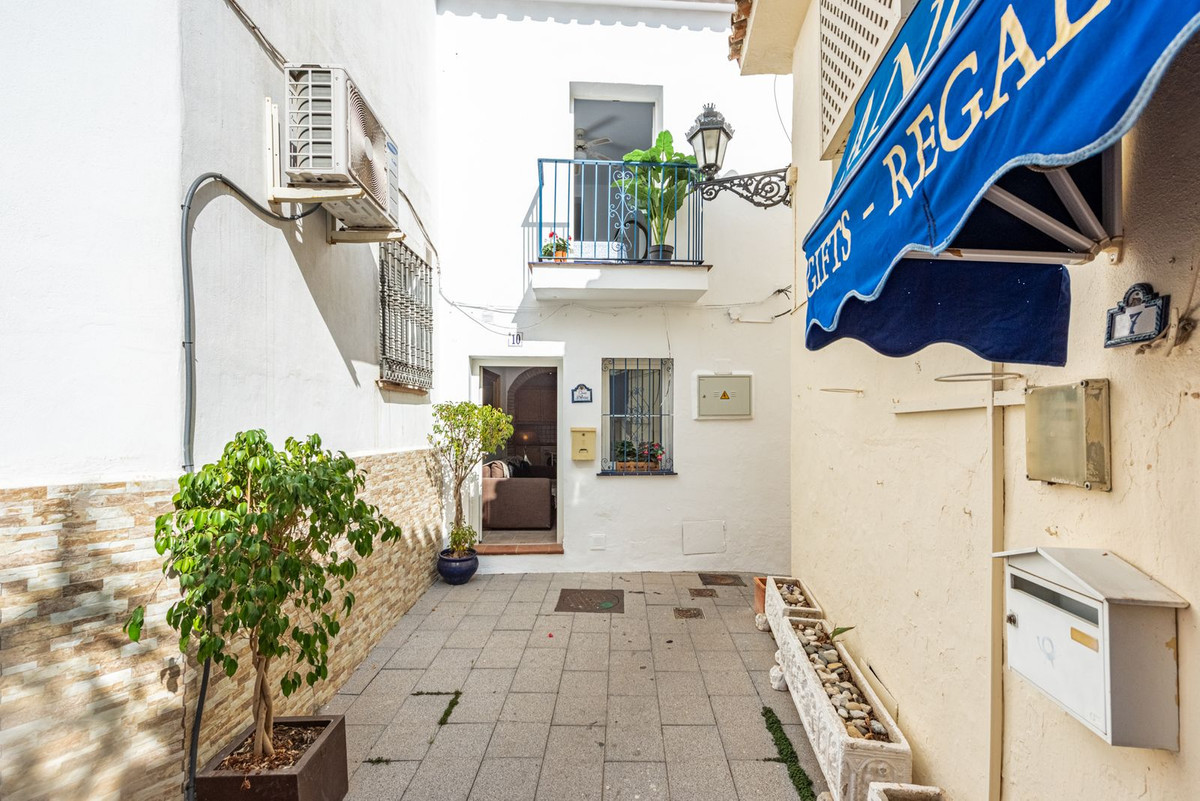 1 Bedroom Townhouse For Sale Benahavís, Costa del Sol - HP4434427