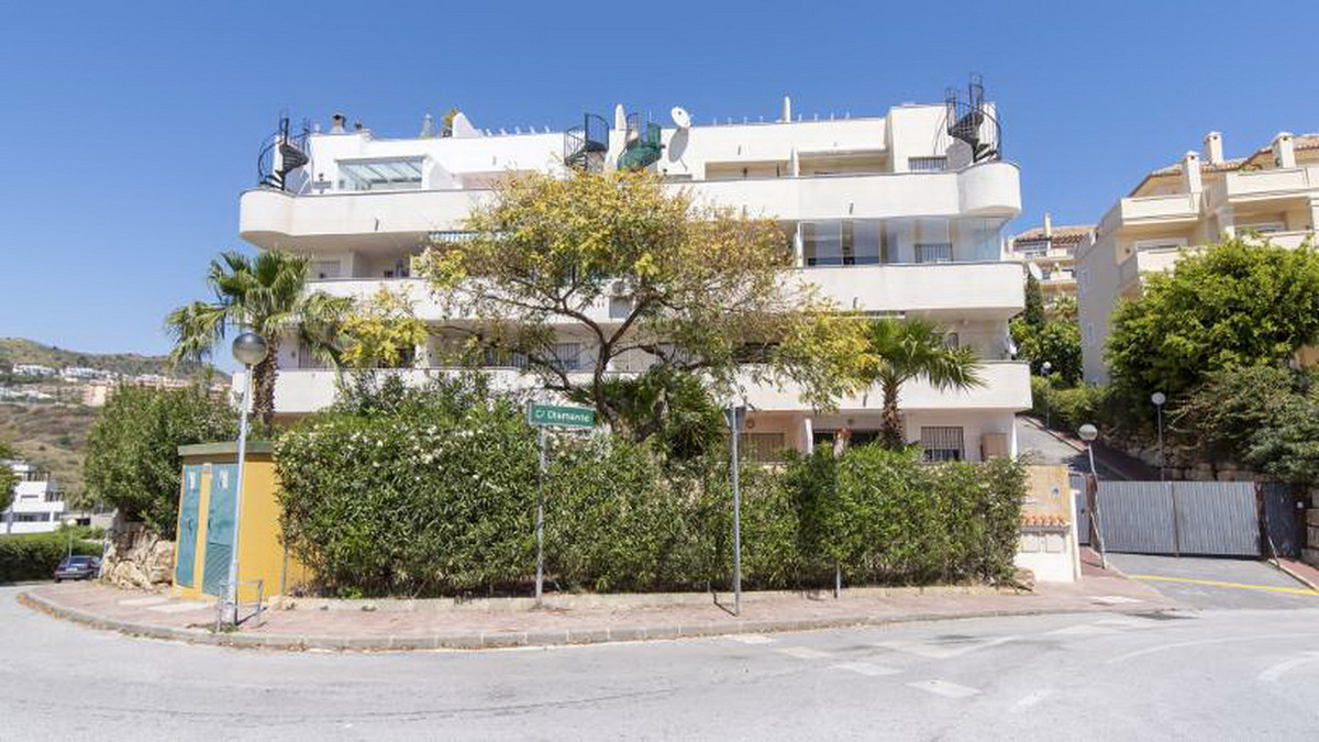 Penthouse, Riviera del Sol, Costa del Sol.
2 Bedrooms, 1 Bathroom, Built 182 m².

Setting : Close To, Spain