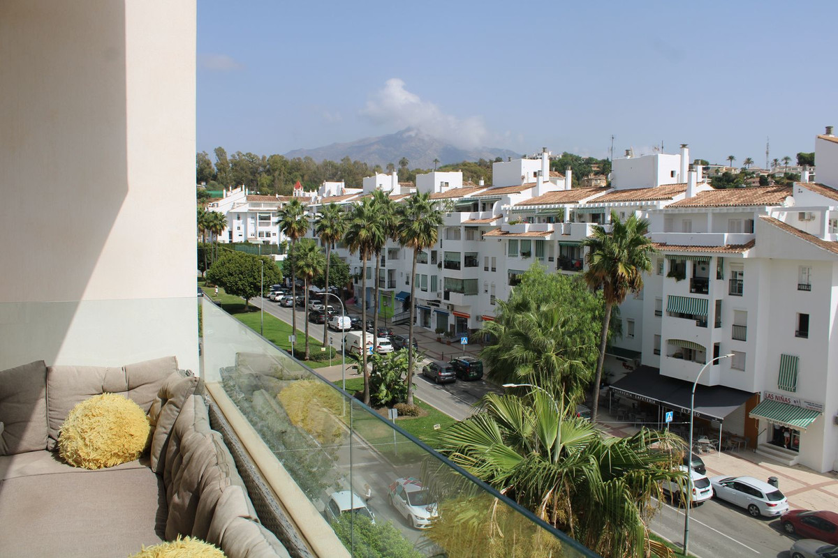 La Campana, Costa del Sol, Málaga, Spain - Apartment - Middle Floor