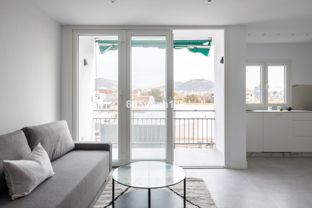 Apartamento con 2 Dormitorios en Venta Málaga