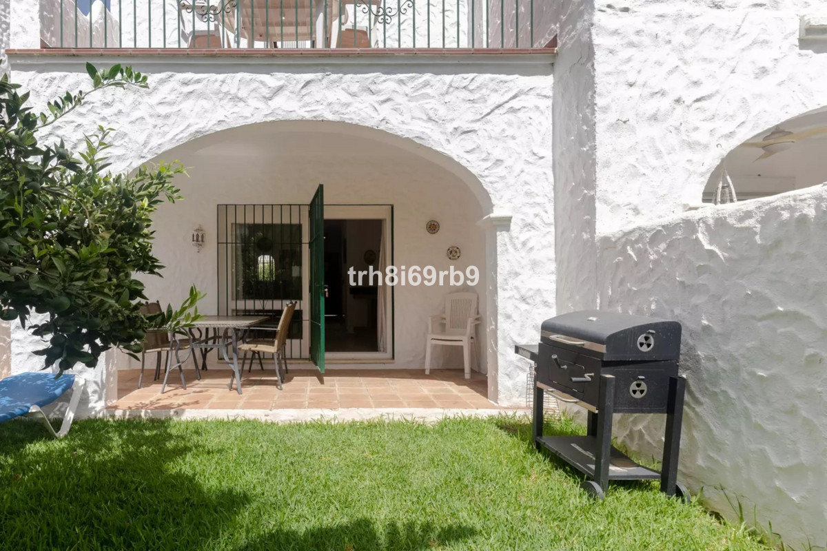 2 Bedroom Townhouse For Sale Benavista, Costa del Sol - HP4712851